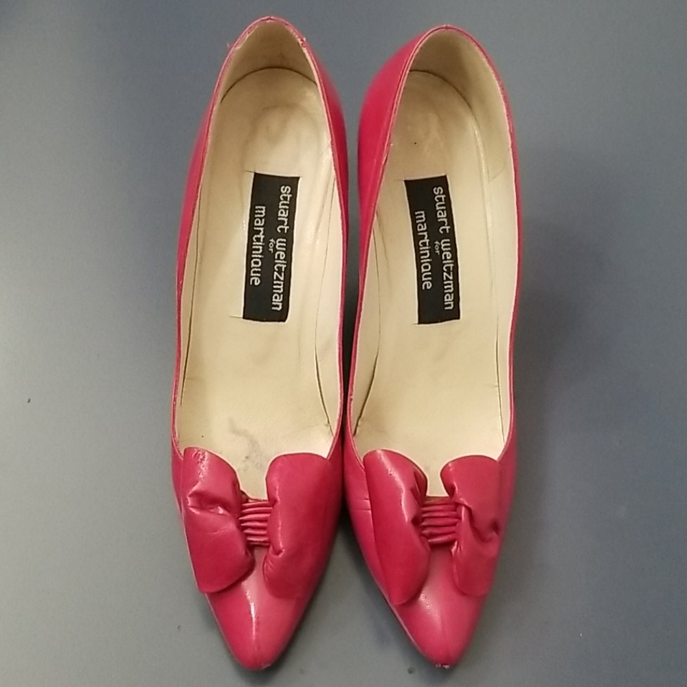 Vintage Stuart Weitzman leather fuschia pumps
